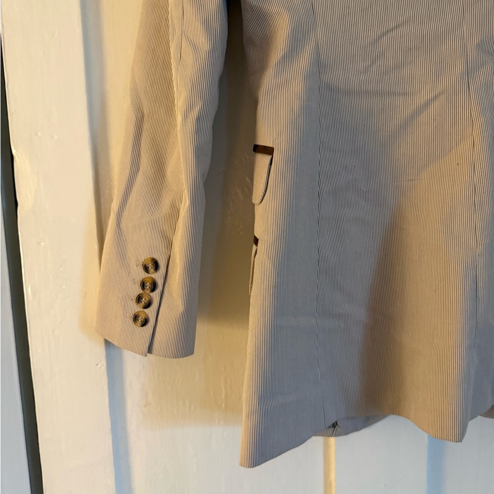 Tailored Beige Single-Button Blazer - image 8